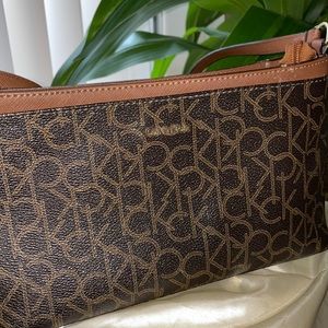 Calvin Klein Crossbody
